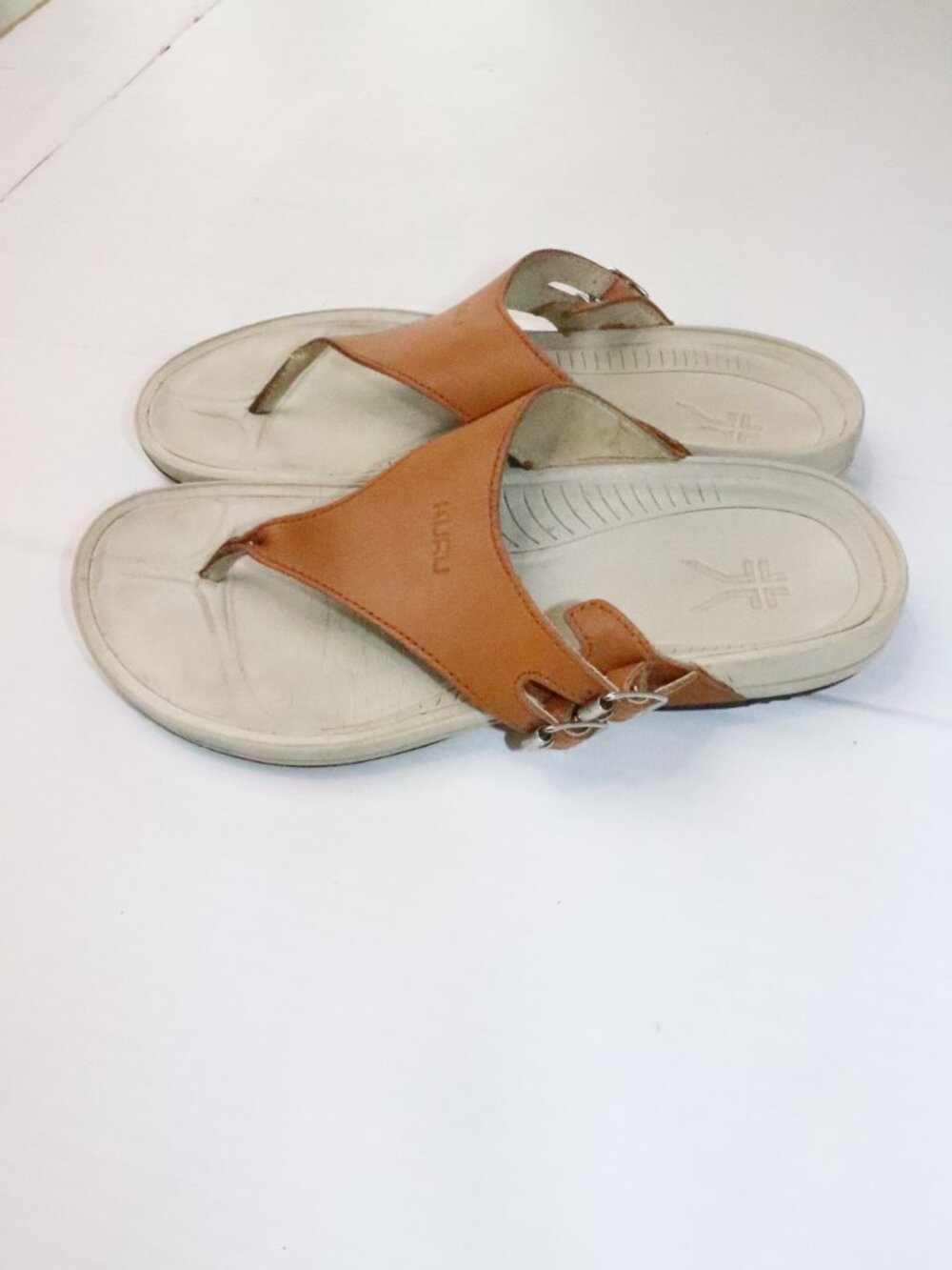 Option 1 – Professional & Clean - Picture 7 of 8